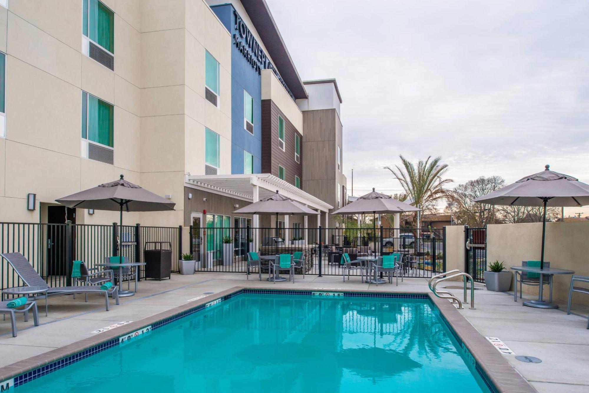 Towneplace Suites By Marriott Merced Ngoại thất bức ảnh