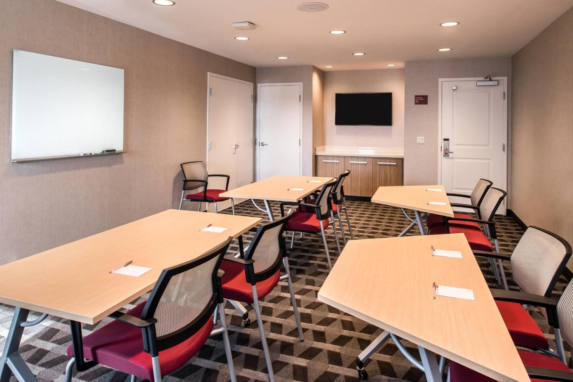 Towneplace Suites By Marriott Merced Ngoại thất bức ảnh